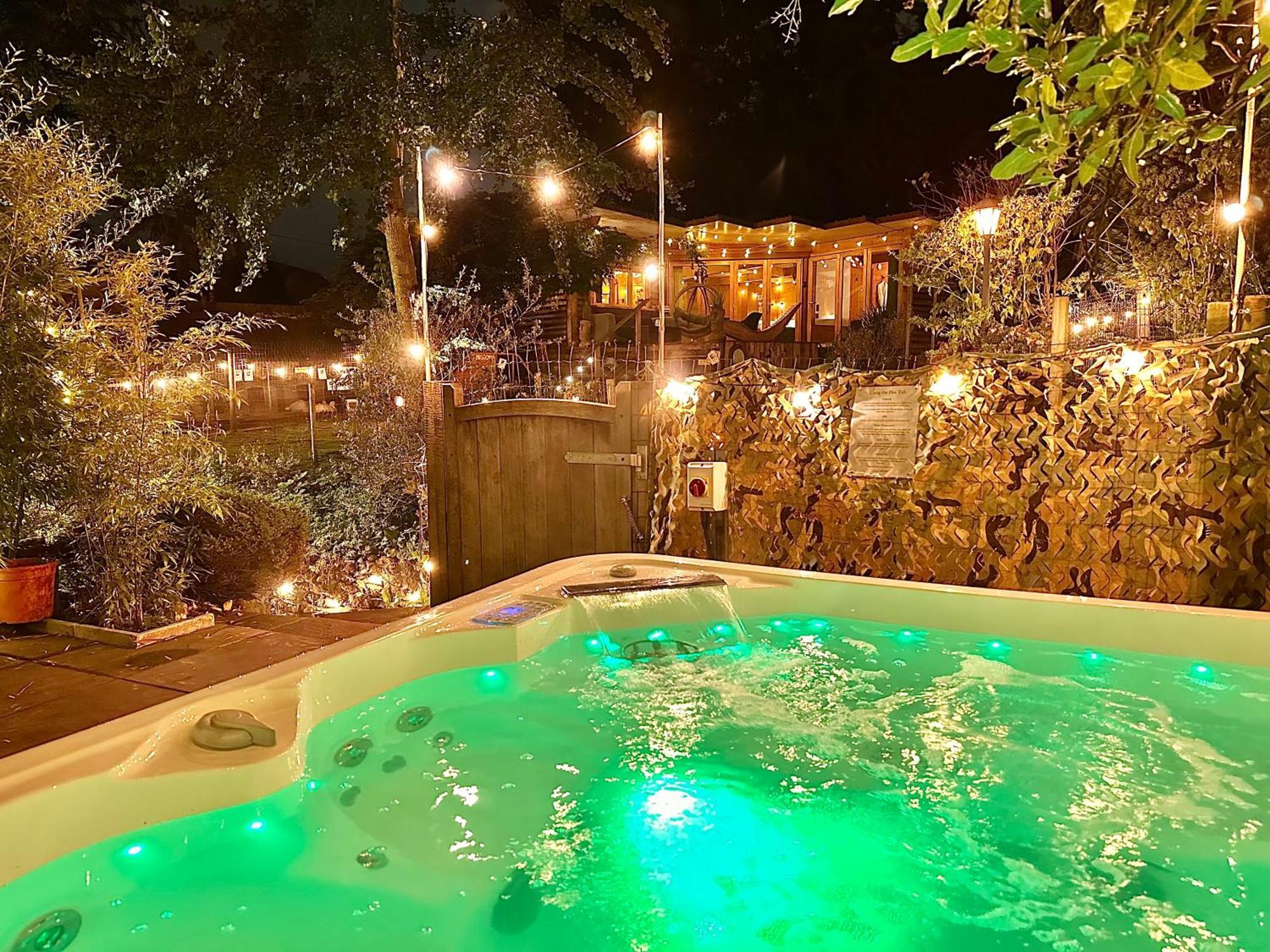 The Base Vegan Retreat Animal Sanctuary Гостевой дом